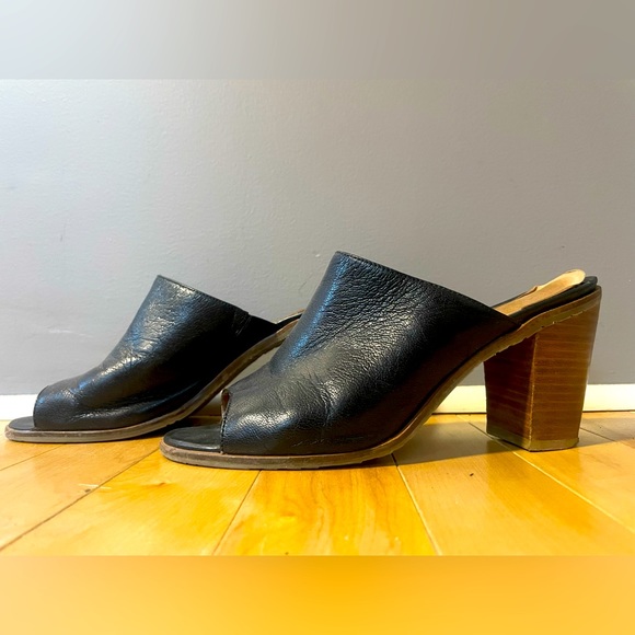 Rudsak - Picture 1 of 2